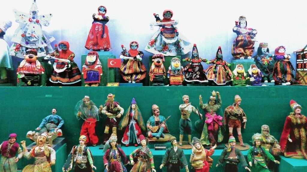 International Dolls Museum